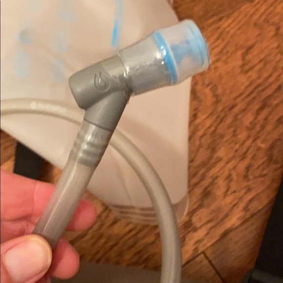 Dakine Hip Hydration Pack - Picture 4 of 5